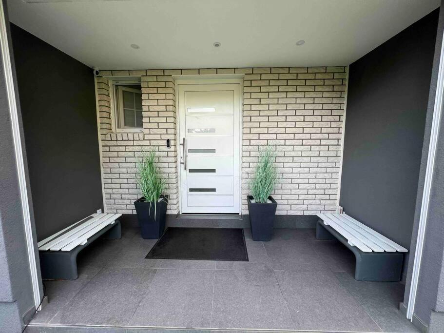 Schoenes 2 Zimmer Apartment An Der Stadt Grenze Mit Klimaanlage Blankenfelde-Mahlow المظهر الخارجي الصورة